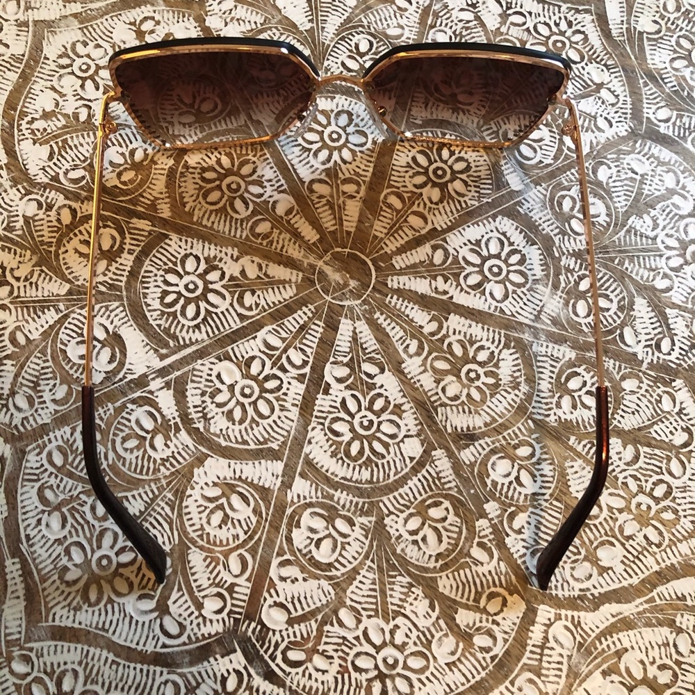 Brand New Brown & Gold Classy Bling Sunglasses - Picture 6 of 8